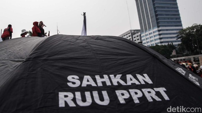 Aktivis Perempuan Rinawati Desak RUU PPRT Disahkan, Tebaskan Ketidakjelasan Hak Pekerja Rumah Tangga