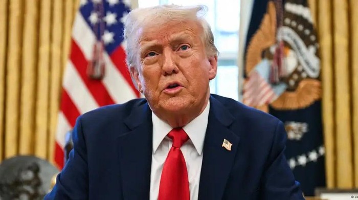 Trump Gugat Wall Street Journal Rp 163 Triliun atas Artikel Epstein: Kisah Mengejutkan Persahabatan di Balik Klaim Seks Anak