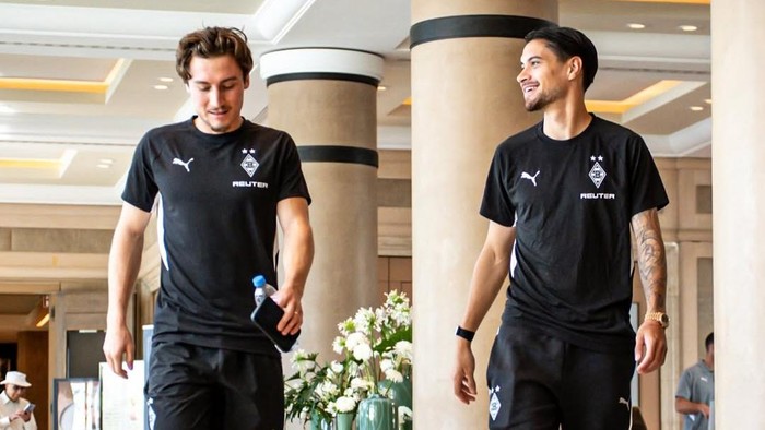 Kevin Diks, Perkenalan Mengejutkan di TC Borussia Moenchengladbach