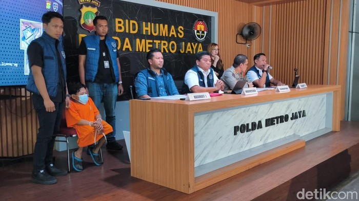 **Polda Metro Ungkap Kasus Pencabulan 8 Tahun Lalu, Pelaku Ditangkap di Kepulauan Seribu**