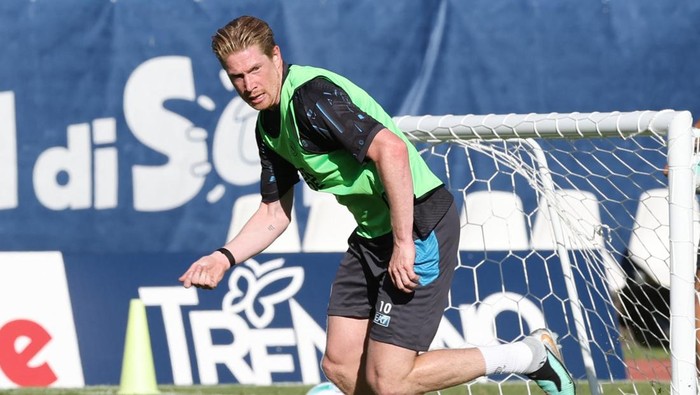 **De Bruyne Tetap di Level Tertinggi dengan Napoli**