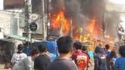 Kebakaran Warung Makan di Muara Baru Jakut, 2 Orang Tewas dalam Tragedi Mengerikan