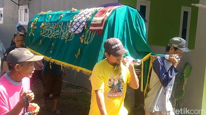 [Judul Variasi Unik]