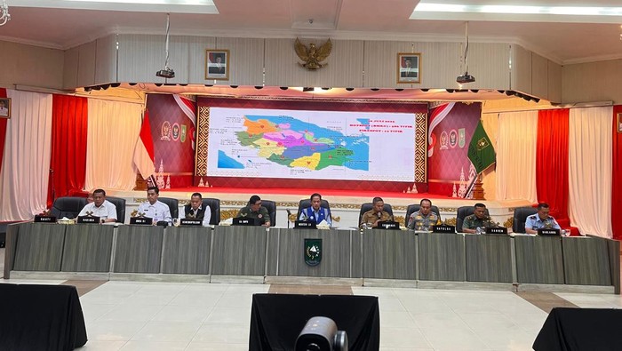 Operasi Modifikasi Cuaca Berhasil, Api Riau Berkurang Drastis