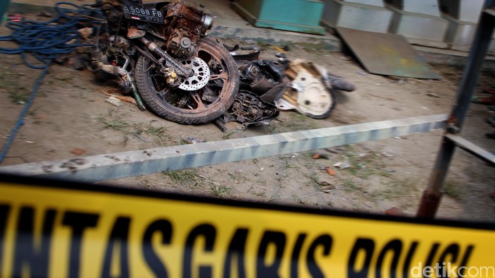 Pemotor di Lebak Tragis Tewas Setelah Tabrak Truk mogok di Jalan Raya