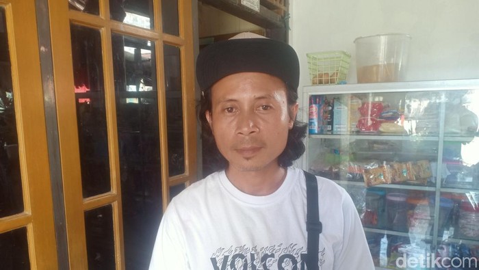 Heroik! Rahman Sejam Gendong Balita di Laut Saat Kebakaran KM Barcelona - Update 1