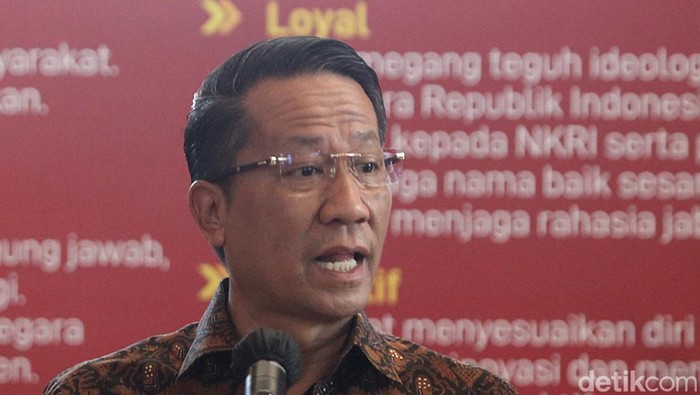 **Menkum: Satria Eks Marinir Risiko Kehilangan WNI Jika Gabung Tentara Asing**