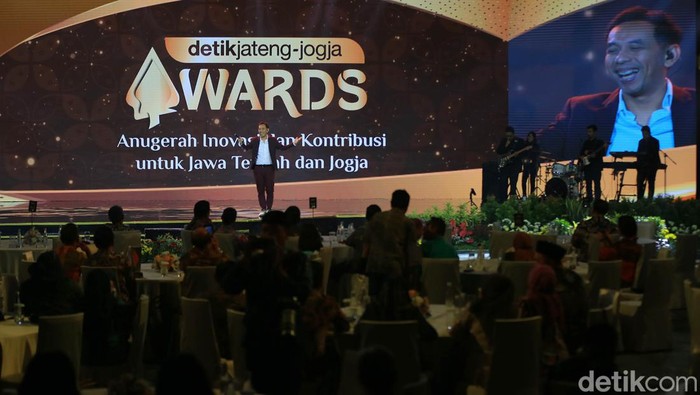 **Tonton Malam Ini! detikJateng-Jogja Awards Siap Ungkap Pemenang di Semarang**