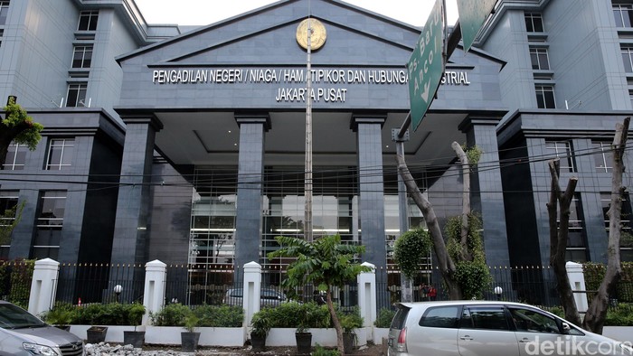 Mantan Wamendes Gugat Roy Suryo dan Rekannya atas Fitnah Ijazah Palsu Jokowi