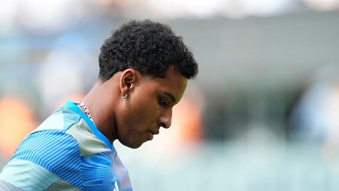 Rodrygo: Siapa yang Akan Menangkap Bintang Muda di Liverpool, Arsenal, dan Bayern? (Mengupas persaingan keras antar klub top Eropa untuk merekrut Rodrygo)