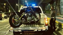 Polisi Selidiki Kasus Kecelakaan Maut Motor Vs Mobil di Jaksel: Apa yang Sebenarnya Terjadi?