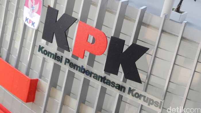 KPK Periksa 8 Kades di Bojonegoro Terkait Kasus Korupsi Dana Hibah Jatim - Update 1