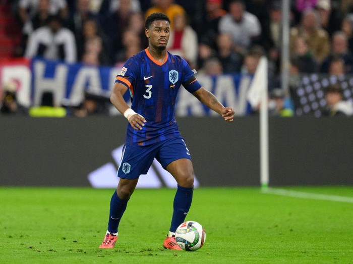 Chelsea dan Jorrel Hato Siap Revolusi, Hato Siap Ganti Pakaian!