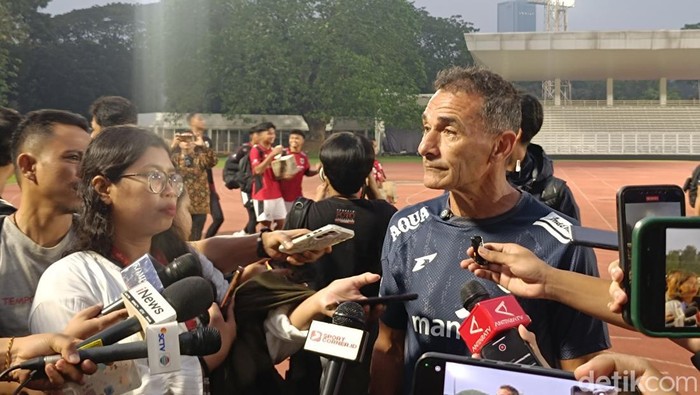 **Piala AFF U-23: Vanenburg Bersama Indonesia Lolos ke Final, Mimpi Jejak Indra Sjafri atau STY?**