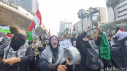 Aksi Solidaritas Long March ke CFD HI, Suarakan ‘Stop Starving Gaza’ – Update 1