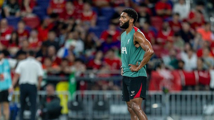 **Joe Gomez Cedera, Dipulangkan ke Liverpool, Hilangkan Keberadaan di Tur Asia**