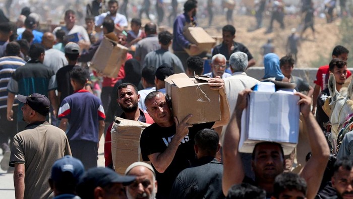 **Truk Bantuan Mulai Masuk Gaza, Israel Jeda Perang di 3 Wilayah**