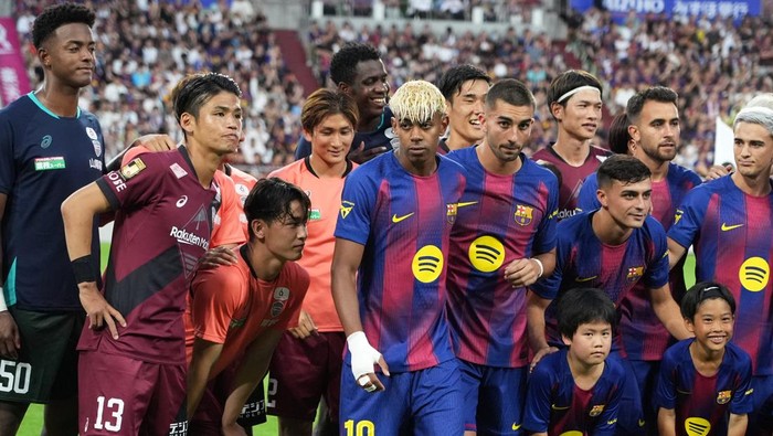 Barcelona Minta Maaf Setelah Kemenangan atas Vissel Kobe, Kenapa?