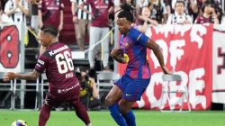 Kounde Siap Pecahkan Rekor Gol di Barcelona dengan Kontrak Ambitious!