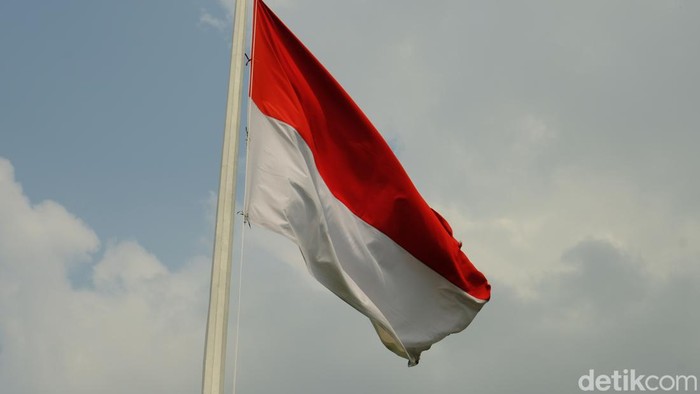 **Mulai Hari Ini! Simak Instruksi Pasang Bendera Merah Putih untuk HUT RI**