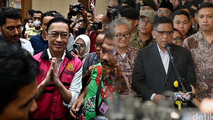 **Istana Sebut Prabowo Beri Abolisi Tom Lembong-Amnesti Hasto demi Persatuan: Langkah Pemerintah dalam Rangkaian HUT RI ke-80**