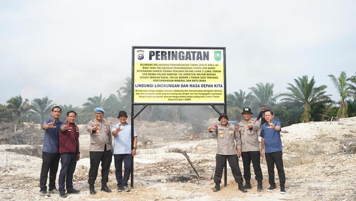 Polda Riau Berikan Peringatan Keras, Papan Larangan PETI Di-Kuansing