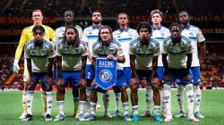 **Fans Strasbourg Geruduk Protes Kebijakan Transfer Chelsea**