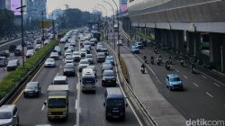 Lalin di Exit Tol Tegal Parang Tersendat, Ini Penyebabnya yang Mungkin Mengejutkan Anda!