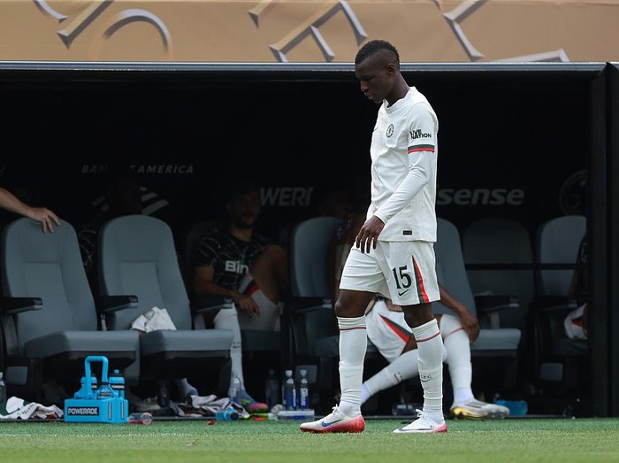 **Aston Villa Siap Gaet Striker Muda Chelsea, Nicolas Jackson**