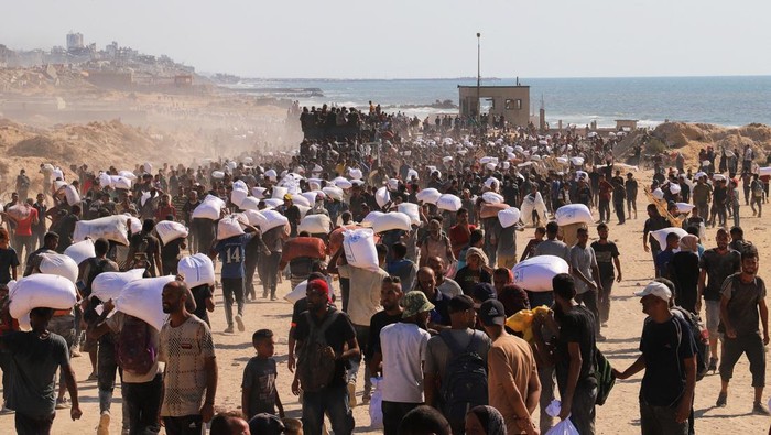 10 Warga Gaza Tewas Ditembaki Israel Saat Cari Bantuan, 40 Tewas dalam Serangan Udara