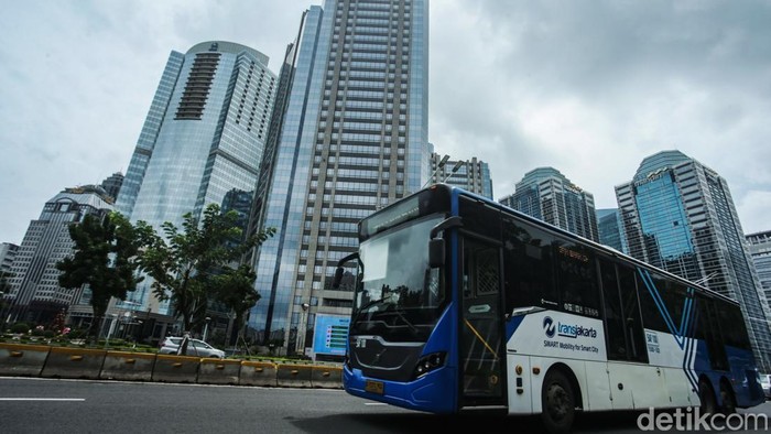 TransJakarta dan MRT Siap Serap Lebih banyak Penumpang dengan Tarif Rp 80 Mulai 17 Agustus
