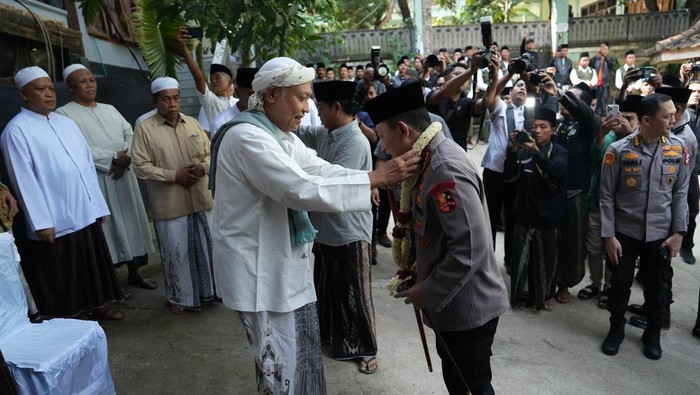 Kapolri Ajak Ulama Banyuwangi Jaga NKRI: