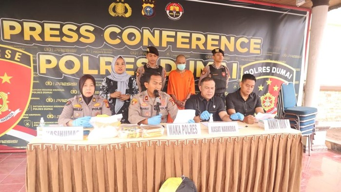 Polres Dumai Ungkap Kasus Narkoba Berat, Tangkap Kurir dengan Sabu 3 Kg di Hotel