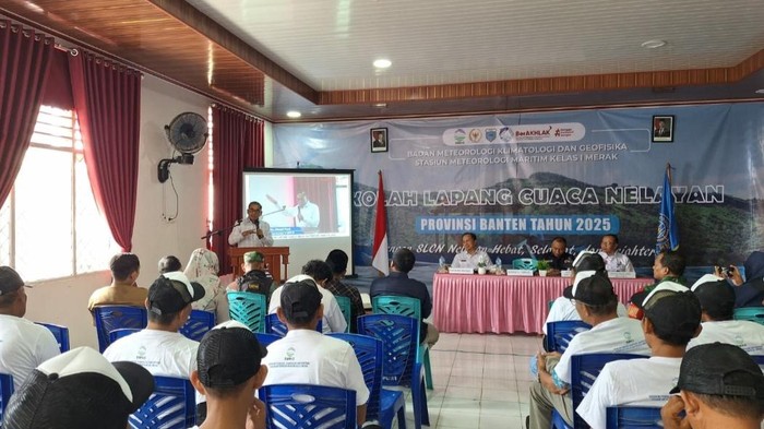 Legislator Sebut Nelayan di Pandeglang Harus Bisa Baca Cuaca Sebelum Melaut: Inovasi Teknologi untuk Keamanan di Laut
