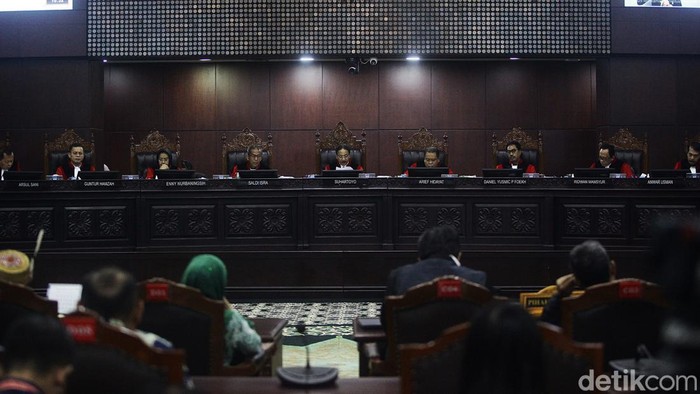 **Ragam Komentar Legislator Usai Pemilu Dipisah Digugat Lagi ke MK: Warga minta Batalkan Putusan Sendiri**