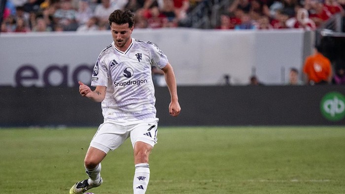 **Ferdinand Bersorak, Mason Mount Siap Melesat Musim Ini!**