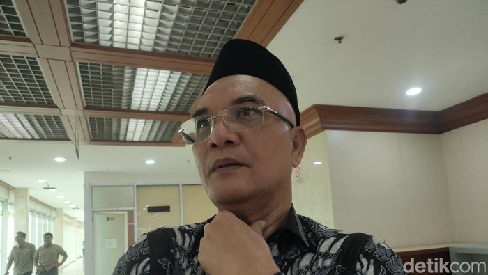 Menag Yaqut Dipanggil KPK Besok: Respons Komisi VIII DPR Soal Dugaan Korupsi Kuota Haji
