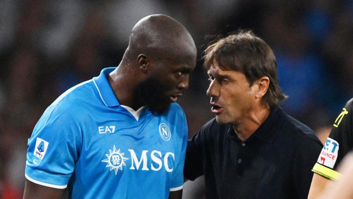 Lukaku: Conte Ubah Hidupku - Alternatif 1