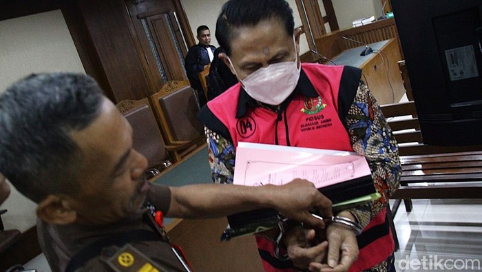 Jaksa Minta Hakim Tolak Pleidoi Eks Ketua PN Surabaya di Kasus Suap - Update 1
