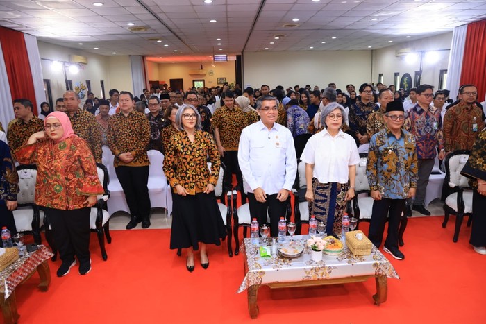Kemnaker-Sampoerna Beri Pelatihan Usaha Pekerja Terdampak PHK di Pasuruan - Update 1