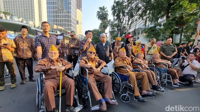 **Veteran RI Gelar Kirab Emosional di Bundaran HI, Persembahan bagi Negara yang Mengabdi Tanpa Batas**