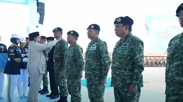 Prabowo Lantik Jenderal Tandyo Budi Revita Jadi Wakil Panglima TNI - Update 1