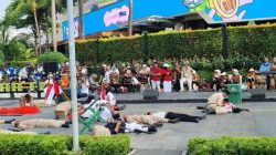 **Aksi Teatrikal Perang di CFD Jakarta: Kenang Perjuangan Slamet Riyadi**