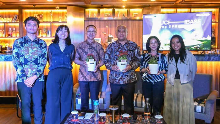 **Eddy Soeparno: Indonesia Sudah dalam Krisis Iklim, Bukan Hanya Perubahan**