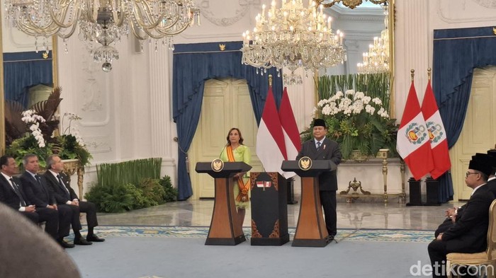 Prabowo Anugerahi Bintang RI Adipurna untuk Presiden Peru, Dukungan Luar Biasa dari Indonesia!