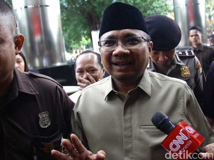 Eks Menag Yaqut, Seusai Satu Interogasi KPK Sudah Dilarang Ke Luar Negeri