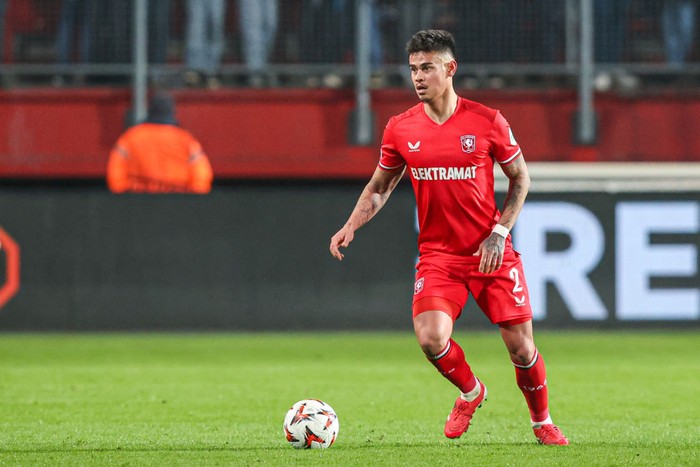Heboh Mees Hilgers Diminati Crystal Palace, Guncang Pasar Transfer Musim Dingin!