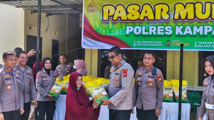 Warga Kampar Bersorak: Pasar Murah Polres, Solusi Beras Murah Terbaik!