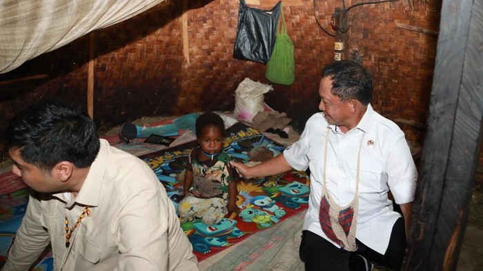 Mendagri & Menteri PKP Tinjau Langsung Rumah Adat Honai di Papua Pegunungan