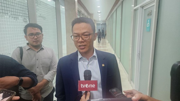 [Bupati Pati Dihujani, Sekjen Gerindra Ancam Aksi Besar]